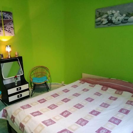 Simpele Slaapkamer 赫拉尔兹贝亨 外观 照片